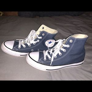 Blue converses